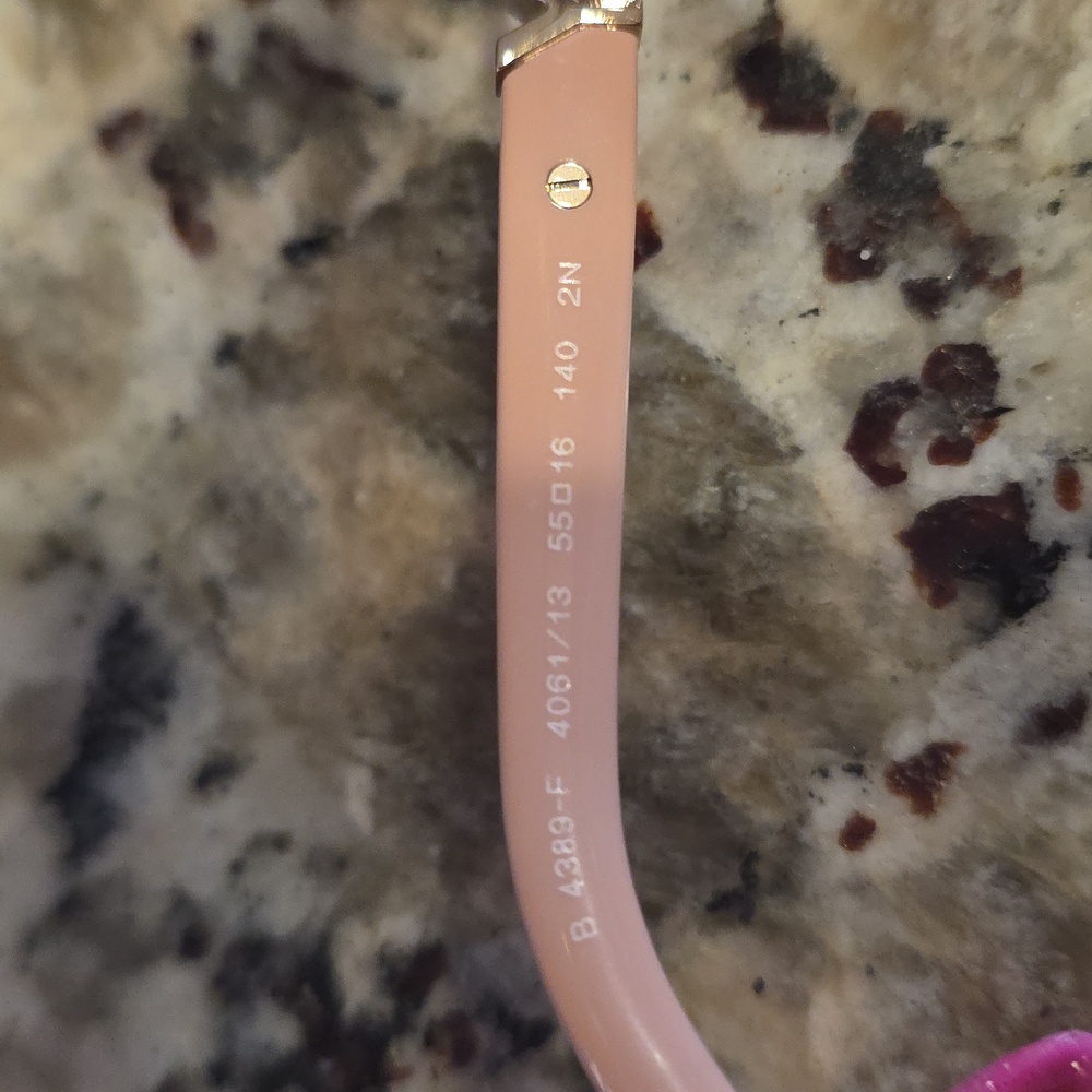 Burberry B4389-F Pink Oversized Sunglasses ( Read Description) - Picture 9 of 10